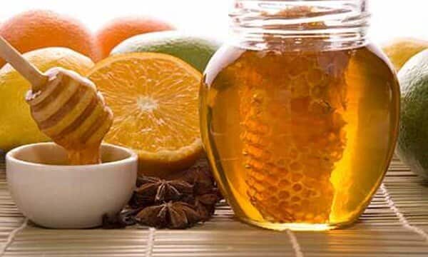 Công dụng của mật ong với sức khỏe con người